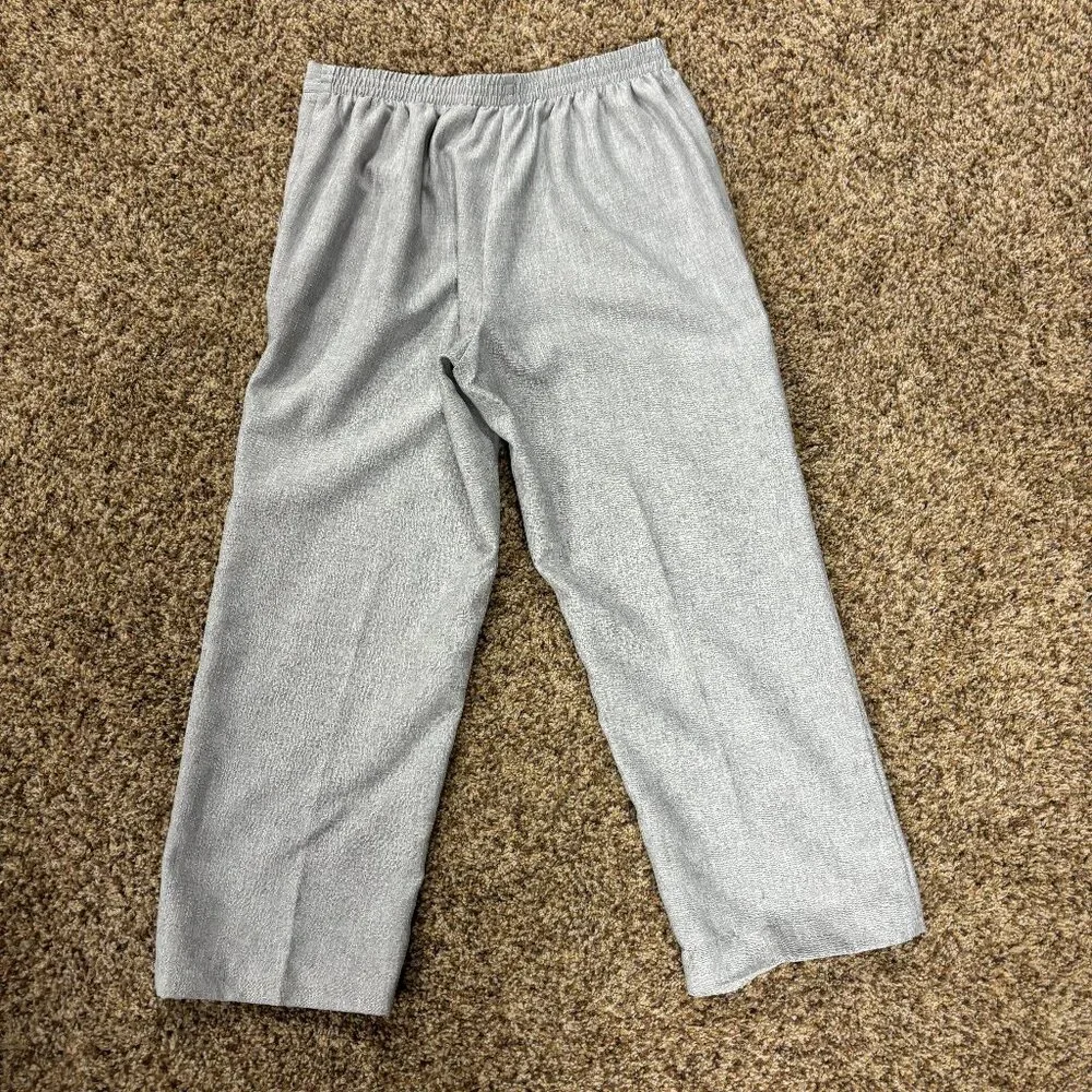 Alfred Dunner - Pull on Dress Pants - Women's Petite Size 8P - 1849 - Picture 3 of 4